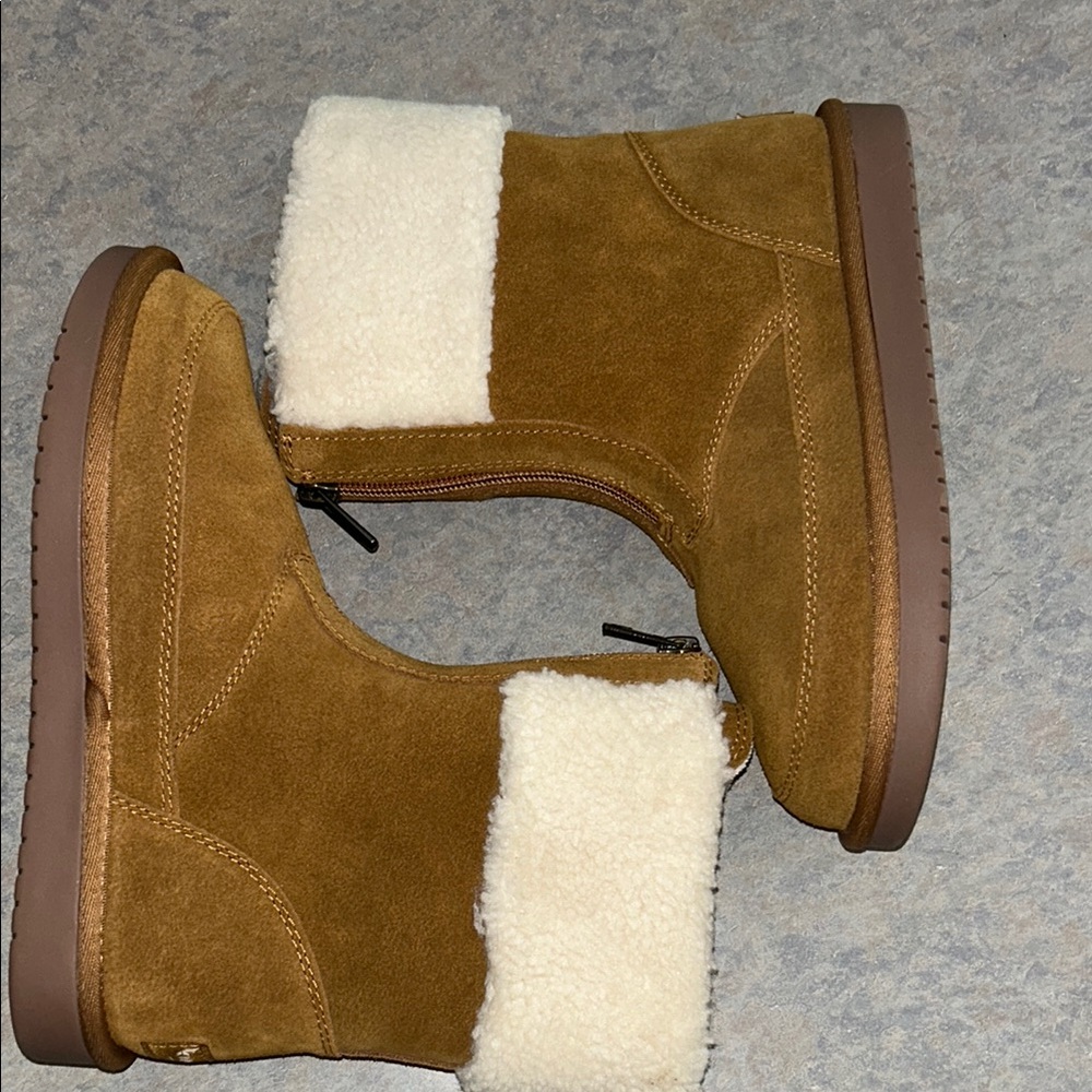 Koolaburra Tan Suede Boots with White Fur